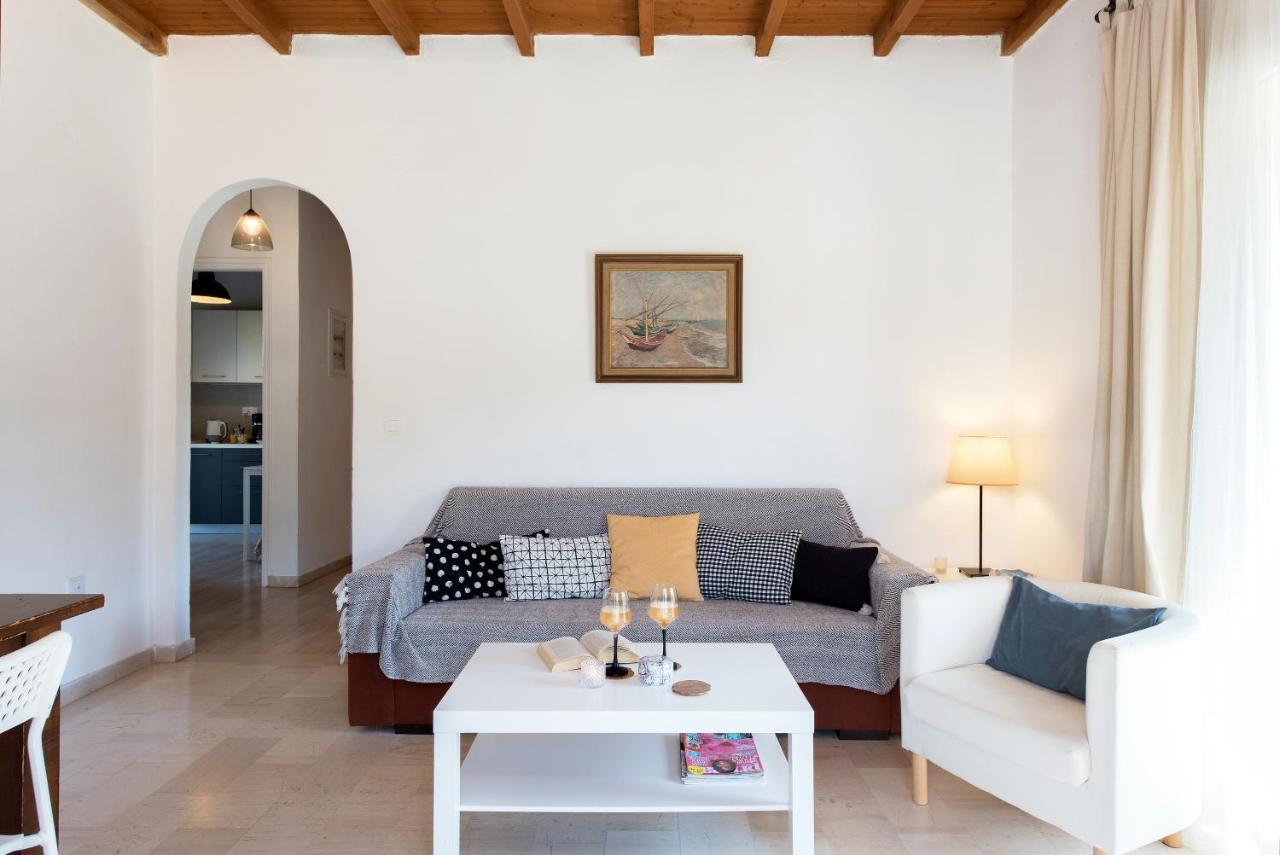 Tati Apartment Кассиопи Экстерьер фото